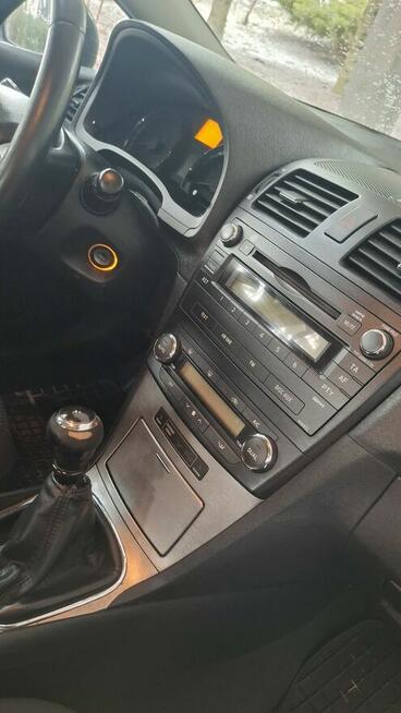 Sprzedam Toyota avensis t27