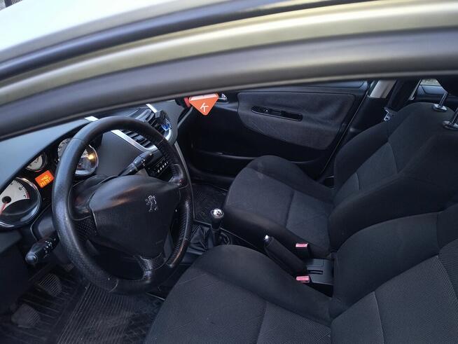 Sprzedam peugeot 207 1.4 benzyna 2008r