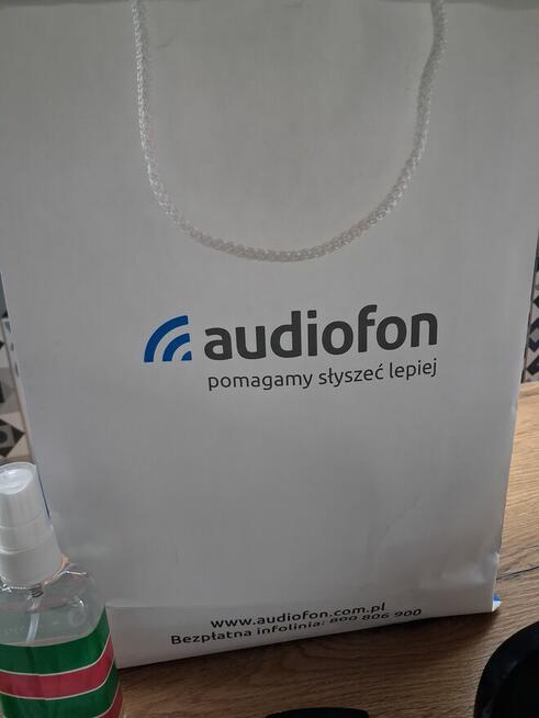 Aparat słuchowy jak nowy