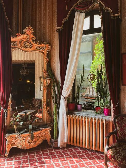 Pracownik recepcji do hotelu, umowa o pracę