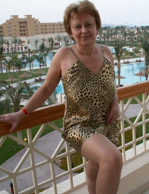 Poznam atrakcyjną zadbaną nie wstydliwą przyjacjołkę