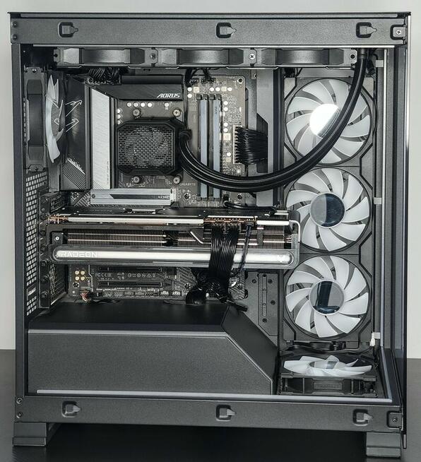 Komputer PC 7800XT / 32GB DDR5 / 7600X