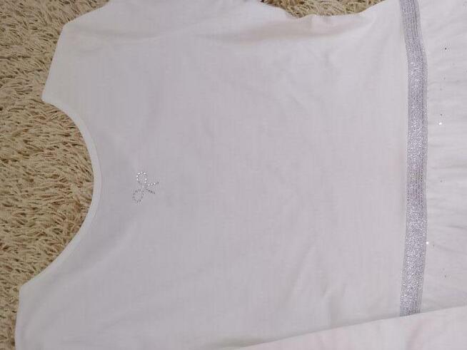 Sukienki dla dziewczynki rozm. 128/134