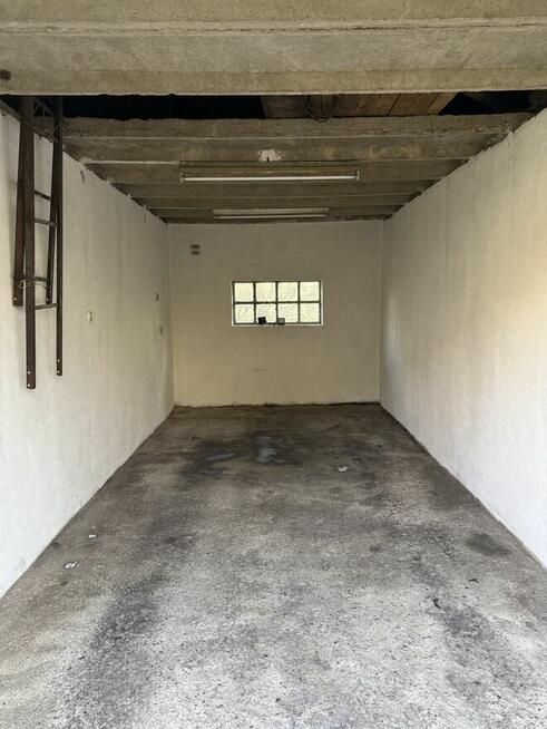 Sprzedam kompleks garaży w centrum Jeleniej Góry