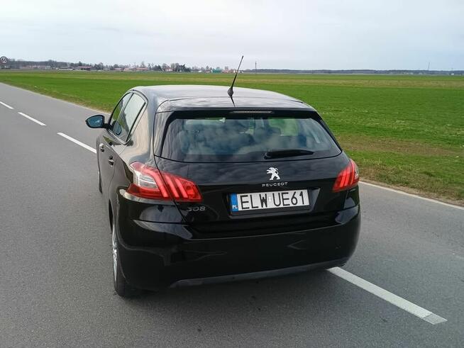 Peugeot 308 z oszczędnym i niezawodnym silnikiem 1,6HDI