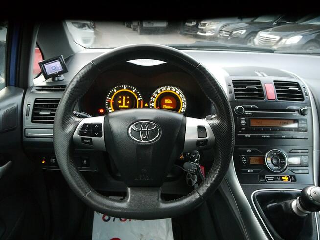 Toyota Auris 2.0D Webasto Stan b.dobry bezrdzy korozji bezwypadkowy Gwarancja 12mc