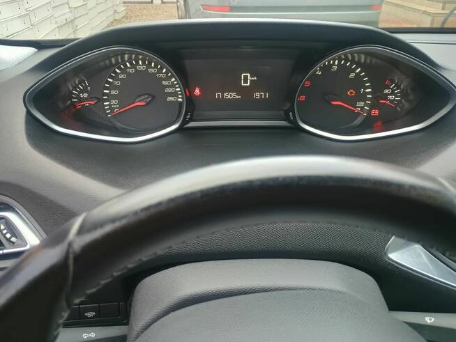 Peugeot 308 z oszczędnym i niezawodnym silnikiem 1,6HDI