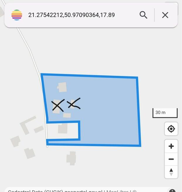 Dom pod lasem z szeroką i długą dzałką 60metrów na 100