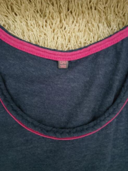 Sukienki dla dziewczynki rozm. 134/140