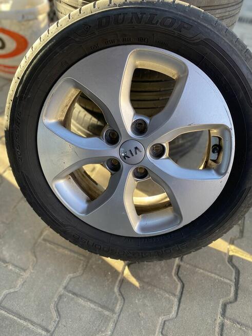 Używane felgi aluminiowe opony letnie Kia R16/205/55