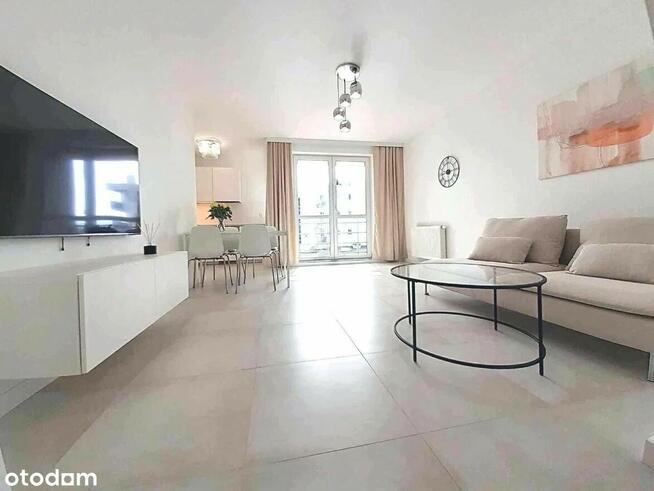 Dwupokojowe przy ul. Wojskowej, bezpośrednio od właściciela.