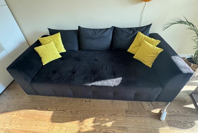 Sofa rozkładana z pojemnikiem