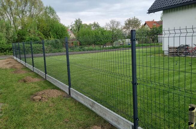 Płot Panelowy Ogrodzenie panelowe betonowe Siatka leśn