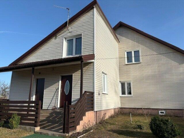 Na sprzedaż dom wolnostojący o powierzchni 226 m²