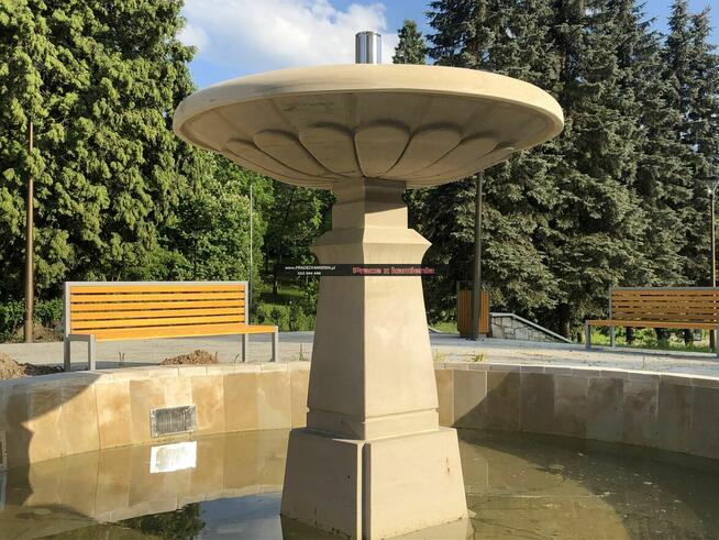 Schody z granitu, taras z piaskowca, usługi kamieniarskie