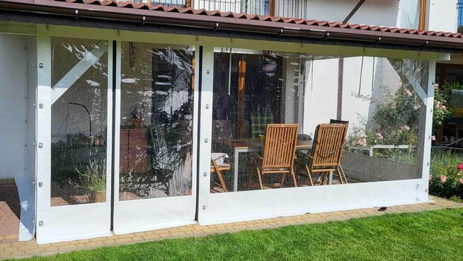 Osłony i plandeki na tarasy – zabudowa na wymiar przez cały