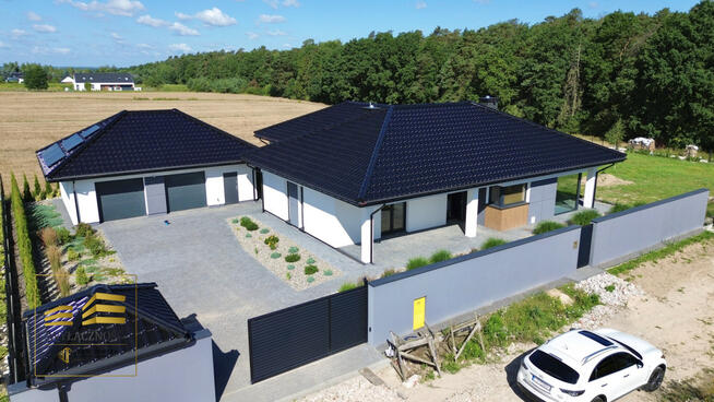 Dom Prawiedniki gm. Głusk,