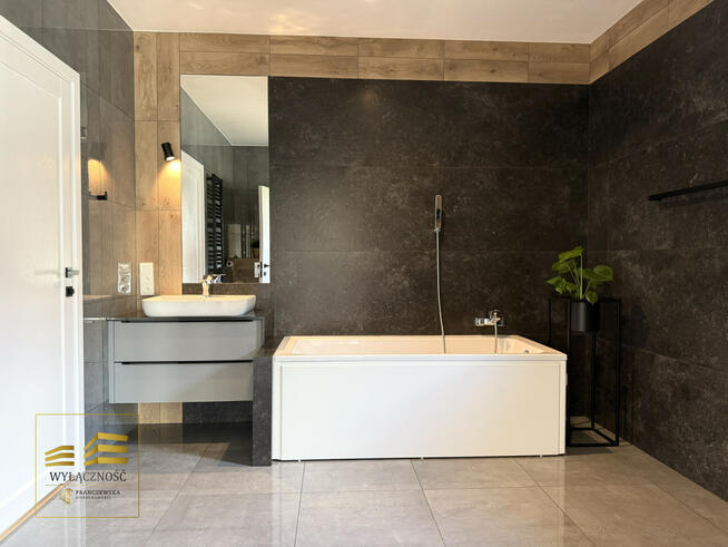 Dom Prawiedniki gm. Głusk,