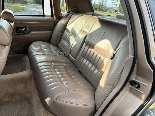 Lincoln Town Car Executive Series 1991