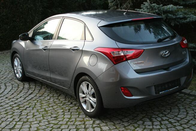 Hyundai i30 Benzyna 97 tys km Niski Przebieg