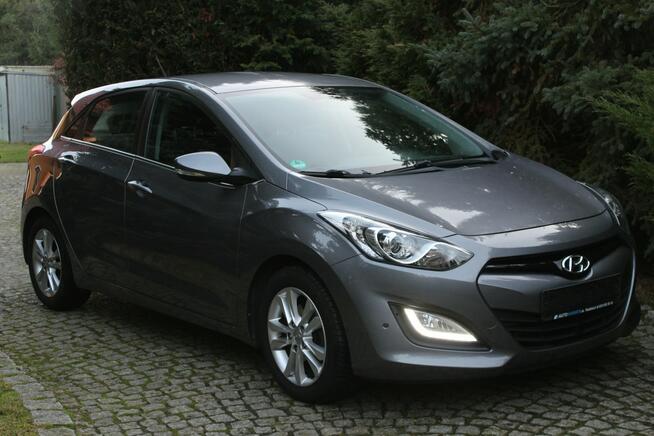 Hyundai i30 Benzyna 97 tys km Niski Przebieg
