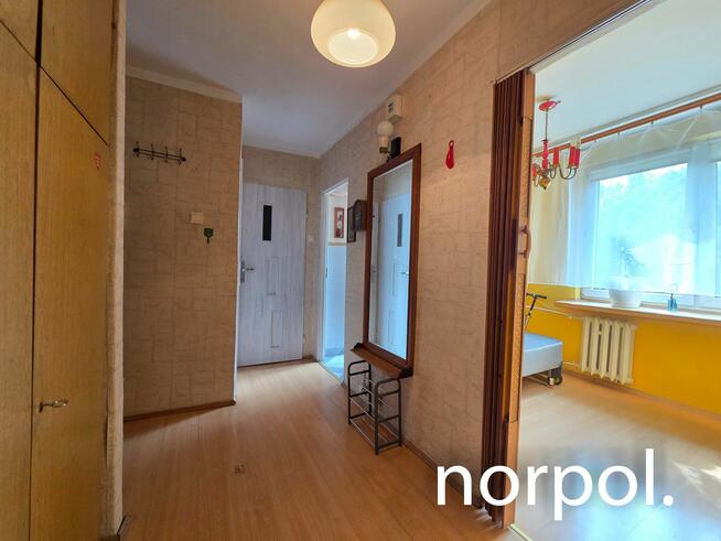 Mieszkanie z 3 niezależnymi pokojami, osobna kuchnia, łazienka, toaleta, balkon