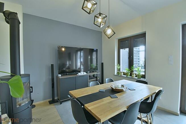 Dom Chrząstawa Mała gm. Czernica, Radosna