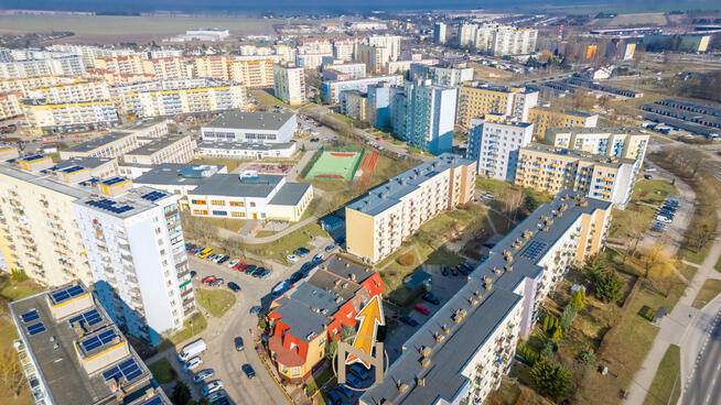 BUDYNEK USŁUGOWO - BIUROWY W CAŁOŚCI WYNAJĘTY