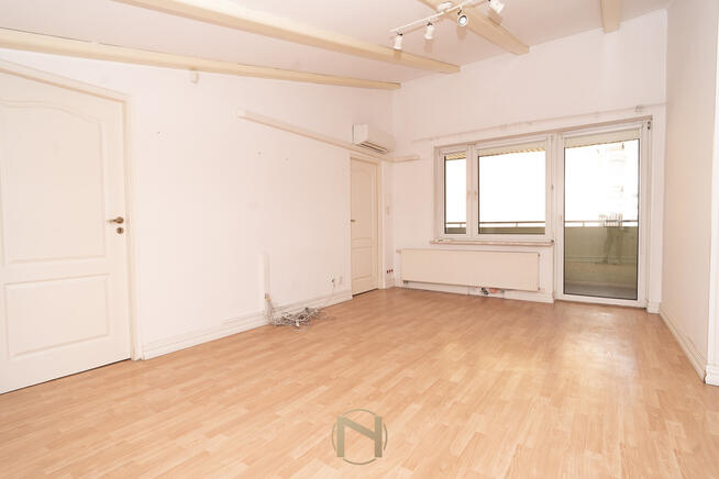 BUDYNEK USŁUGOWO - BIUROWY W CAŁOŚCI WYNAJĘTY