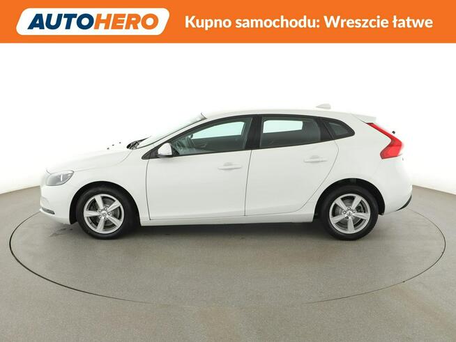 Volvo V40 navi PDC tempomat grzane fotele LED