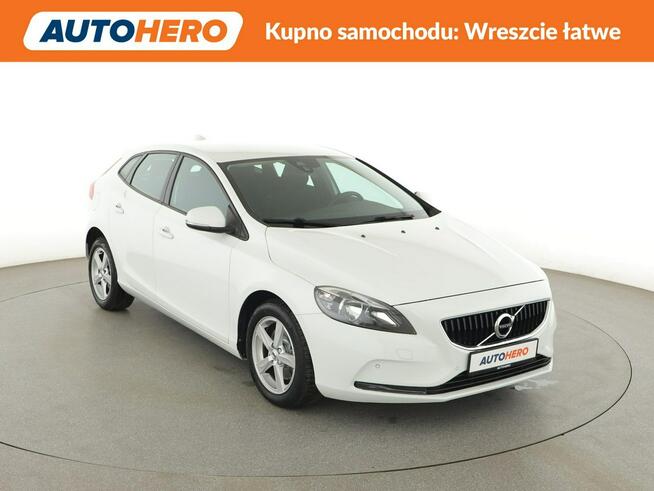 Volvo V40 navi PDC tempomat grzane fotele LED
