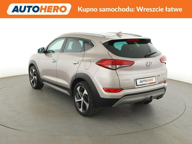 Hyundai Tucson Premium automat 177KM 4x4 skóra navi kamera LED hak grzane+wentyl. fot