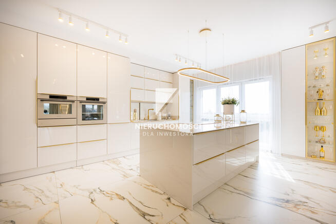 Penthouse 137 mkw z widokiem na Park i Katedrę