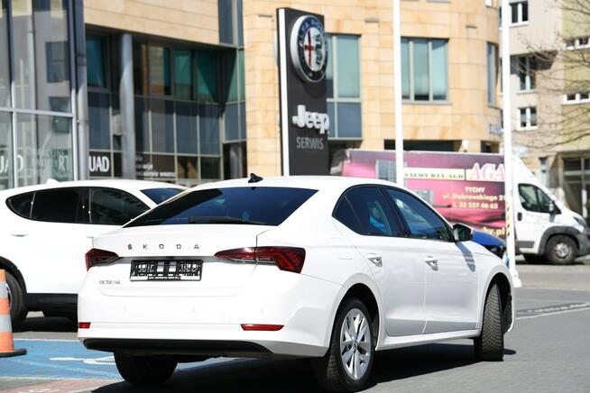 Škoda Octavia 1,5 150 KM Ambition-rej.2023 bezwypadkowa, serwisowana