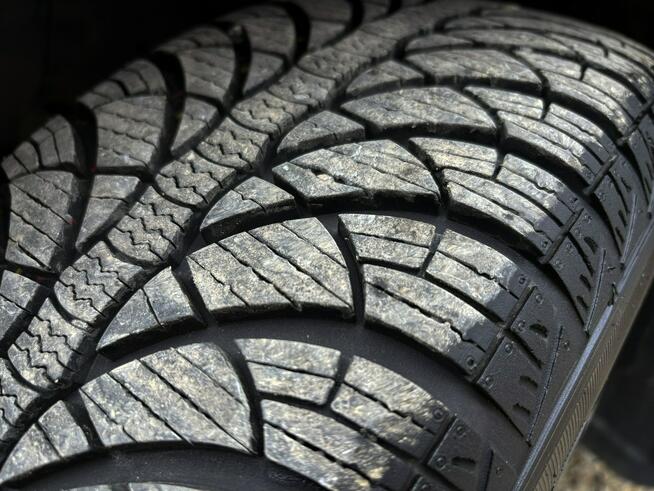 Astra GTC 1.6 benzyna 116km XENON klima CZUJNIKI serwis BEZWYPADE 2010