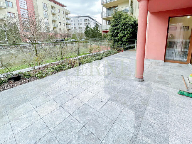 mieszkanie 50m z dużym ogrodem pet friendly