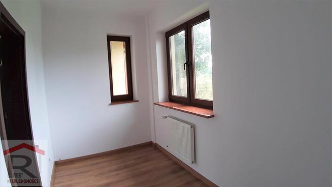 Dom z 2012r na działce 1,77 ha.