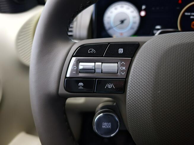 Hyundai Inster Moc 115 KM Bateria 49 kWh - wersja Smart - dostępny od ręki