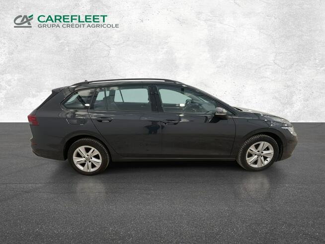 Volkswagen Golf VIII 1.0 eTSI Life DSG Hatchback