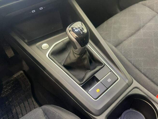 Volkswagen Golf VIII 1.0 eTSI Life DSG Hatchback