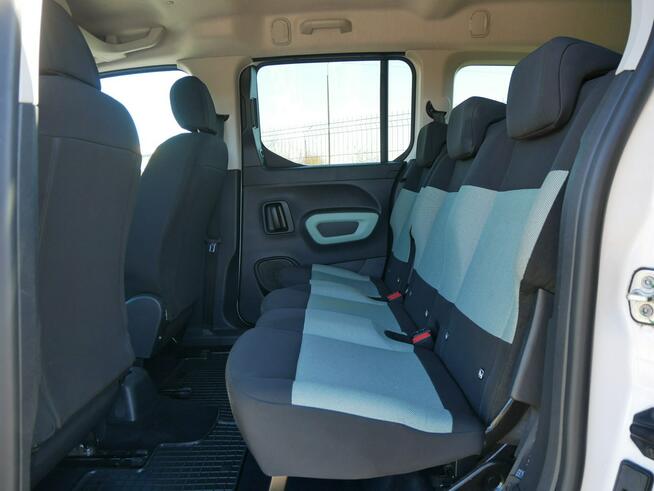 Citroen Berlingo 1.2PT 110KM Eu6 Long -7 Osób -7 pełnych foteli -Hak -bagażnik dachowy