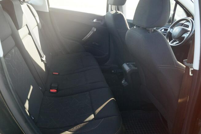 Peugeot 2008 1.2 benz 82KM