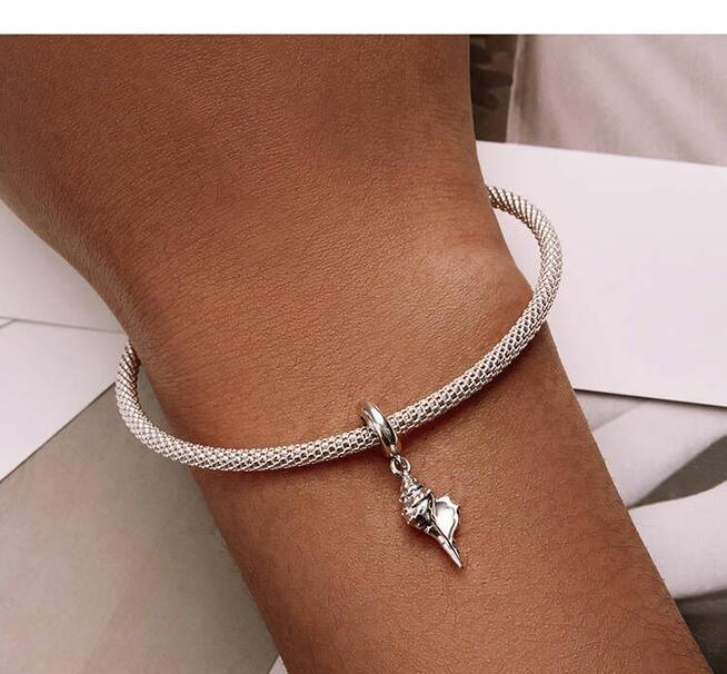 Charm bransoletka Pandora Moments zawieszka muszla srebrna