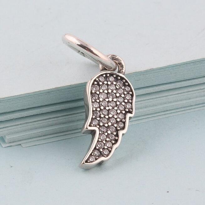 Pandora Charms Moments koralik zawieszka skrzydła anioł anio