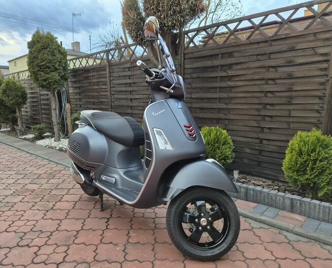 Vespa GTS 300 Super Salon Polska