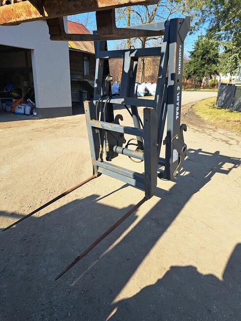 ładowacz fusch na tuz lub tył ciągnika