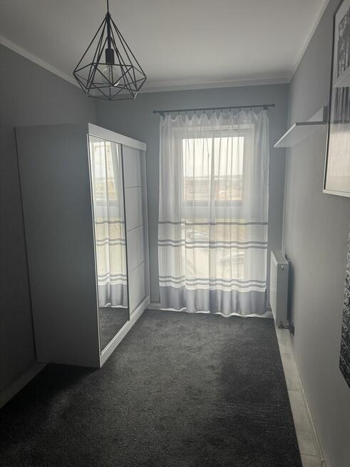 Zamienię mieszkanie 38 m2 , 2 pokoje z balkonem na większe