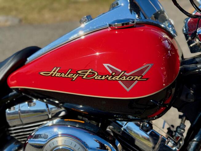 Piekny bezwypadkowy oryginalny lakier