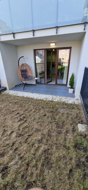 Mieszkanie na 1szym piętrze z dużym zielonym tarasem