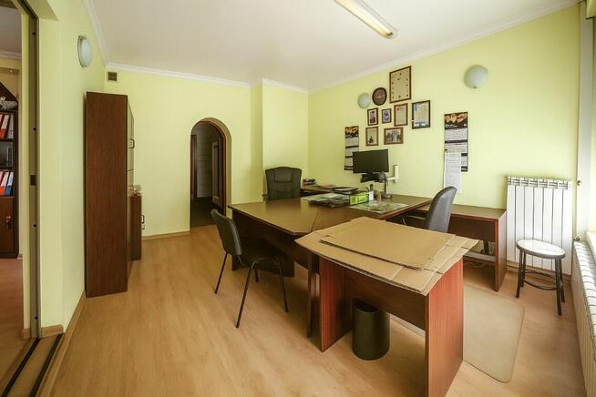 Obiekt-centrum Praszki- 440 m2